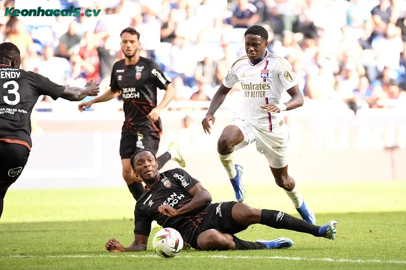 Đội hình dự kiến trước trận Lorient vs Lyon Đội hình dự kiến trước trận Lorient vs Lyon